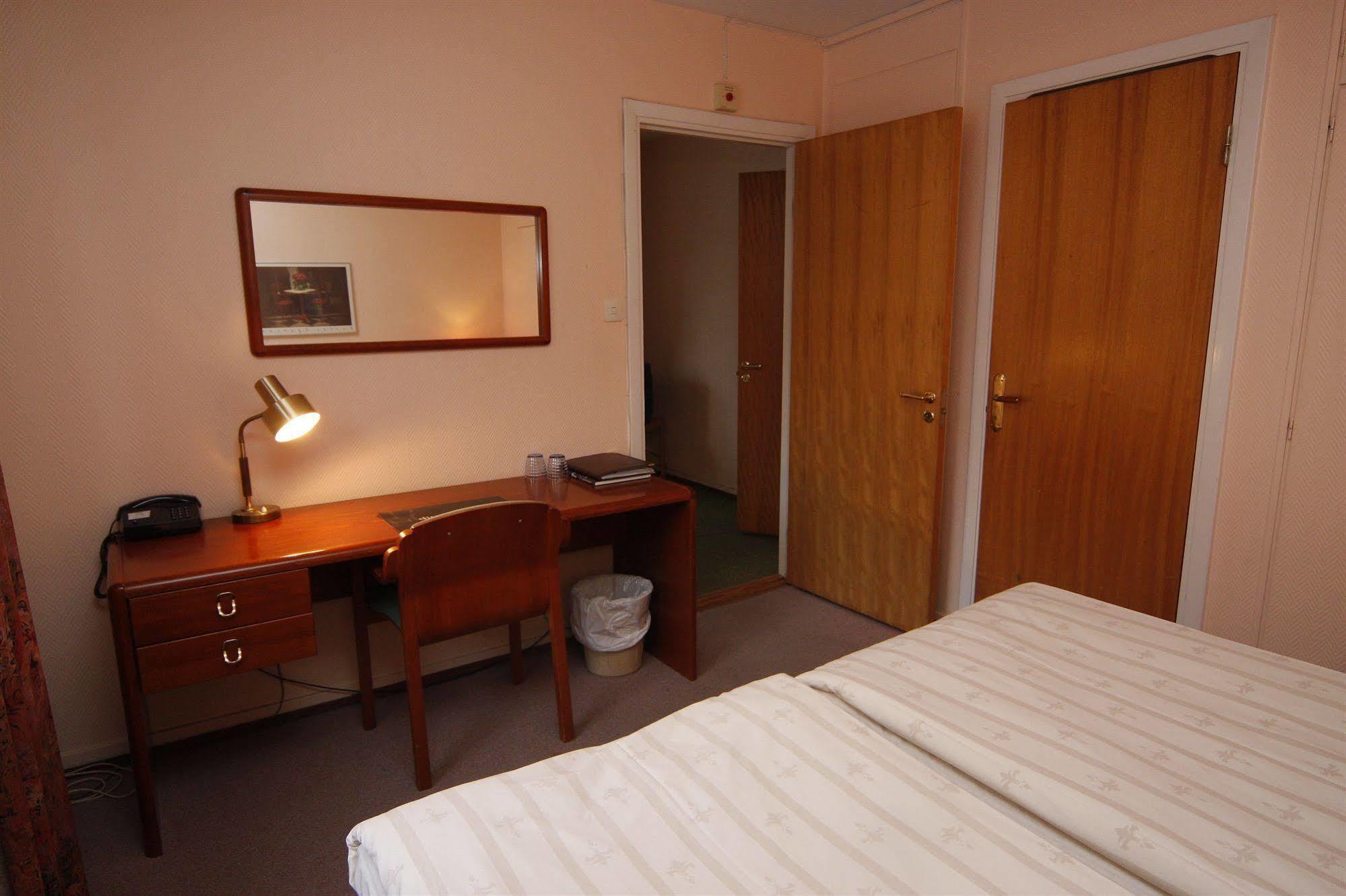جافله Hotel Aveny Bed & Breakfast المظهر الخارجي الصورة
